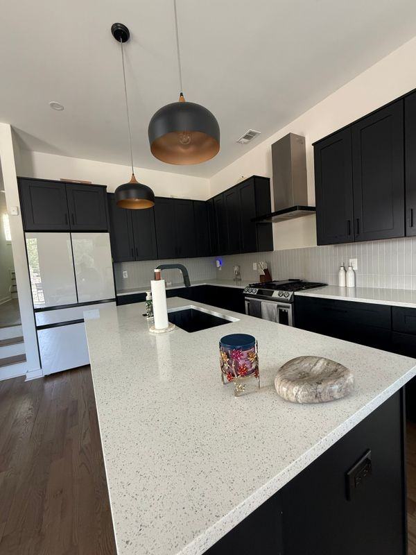 986 Mcdaniel St Sw - Photo 4 of 14