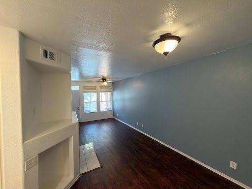 166 S Long Beach Blvd - Photo 2 of 7