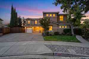featured image of 370 Dante Ct