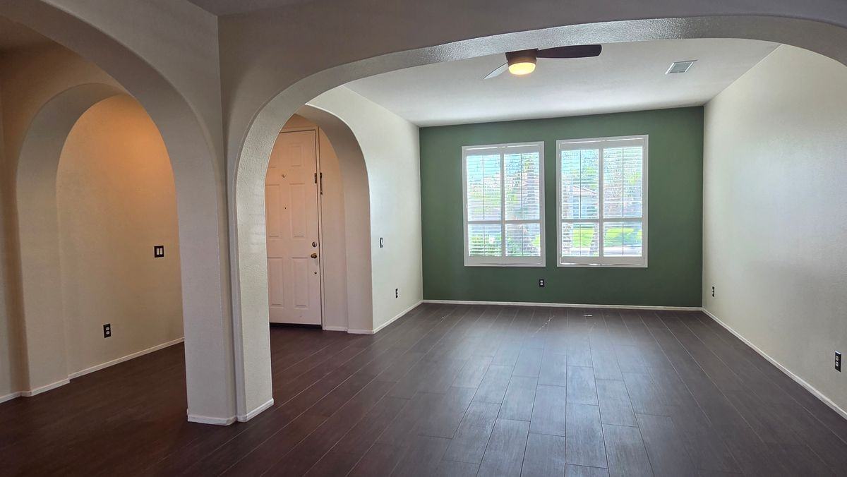 27100 Early Dawn Rd - Photo 3 of 14