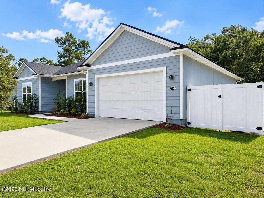 7160 Palm Reserve Ln - Photo 3 of 21