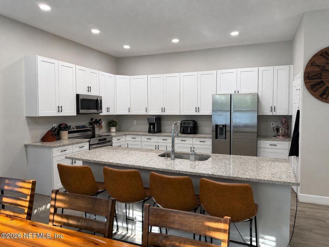 7160 Palm Reserve Ln - Photo 6 of 21