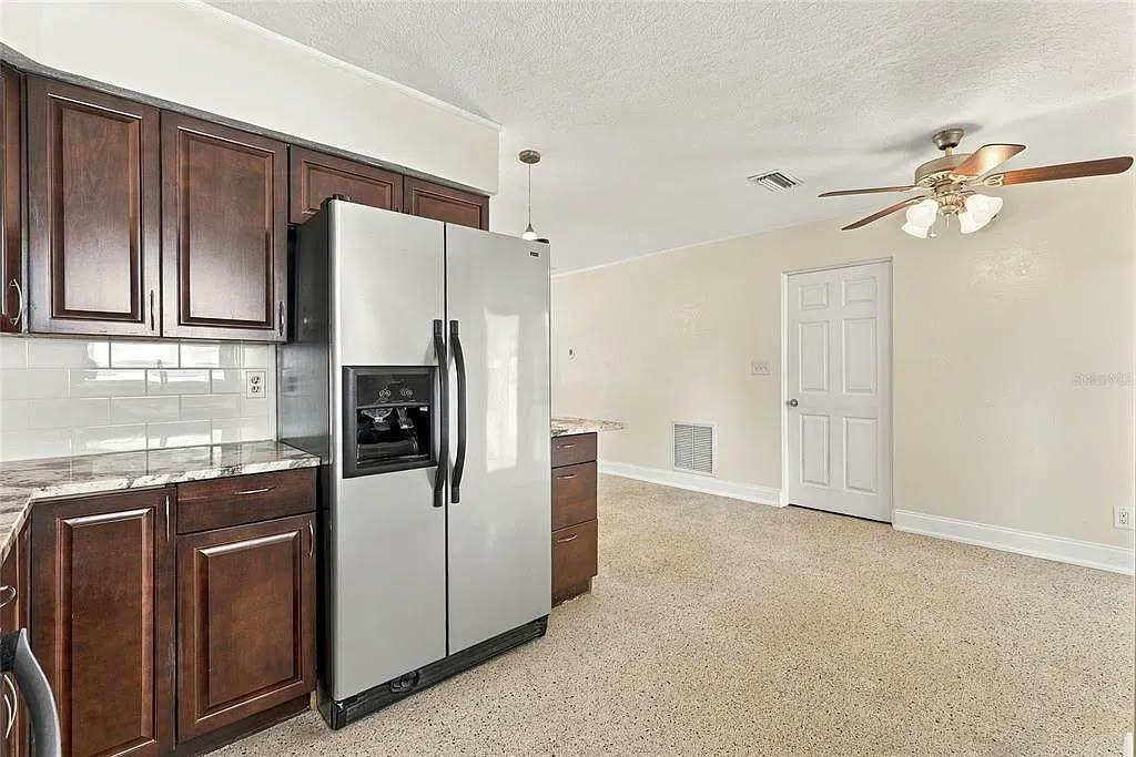 10442 Cirimoya Ln - Photo 6 of 18