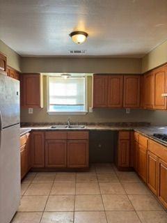 1840 Charbonnet St - Photo 2 of 17