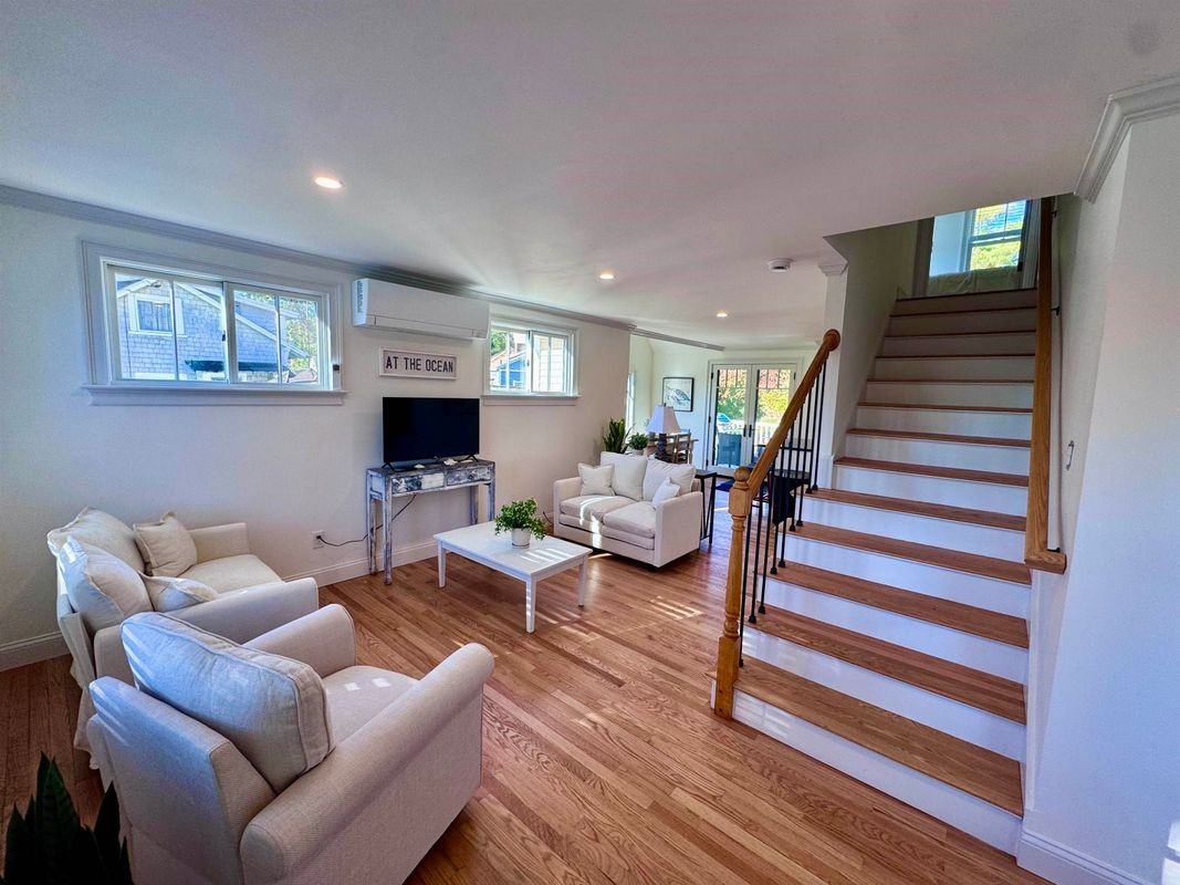 12 Park Ridge Ave - Photo 4 of 42