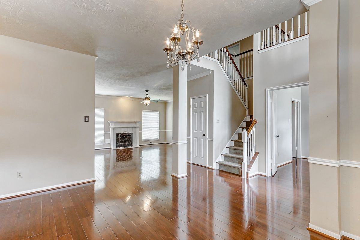 10626 Alderford Ct - Photo 2 of 5
