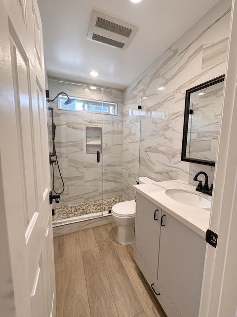13959 Victory Blvd ##9 - Photo 5 of 11