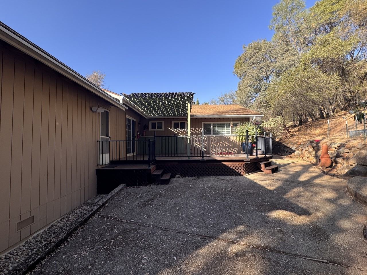 14135 Lodgepole Dr - Photo 4 of 37