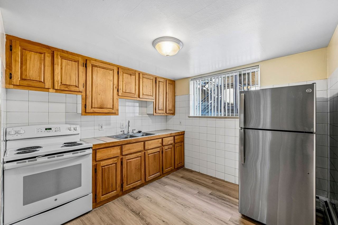 Franklin Street Apartments - Photo 4 of 26