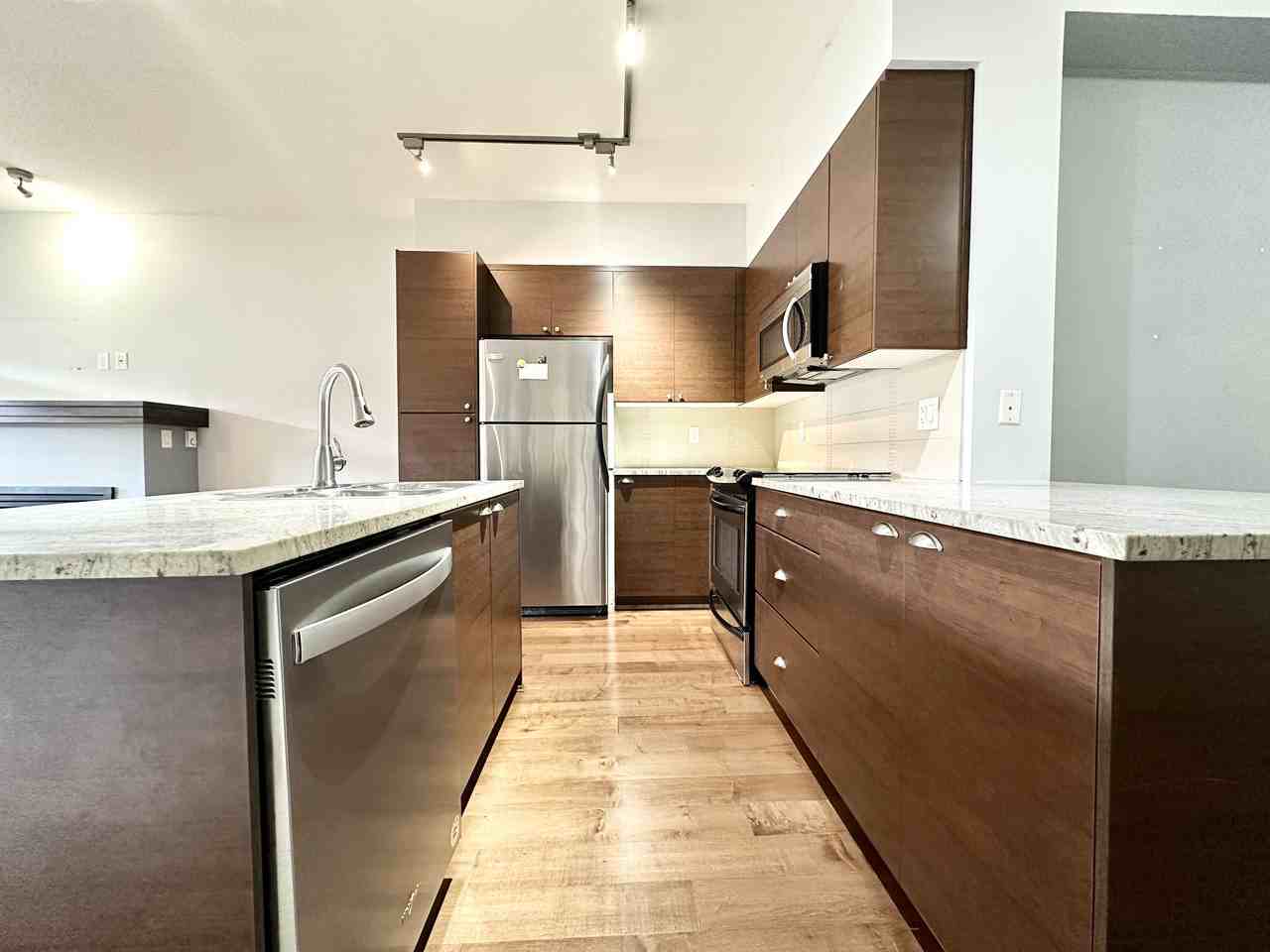 194 St & 65 Ave #44 - Photo 6 of 20