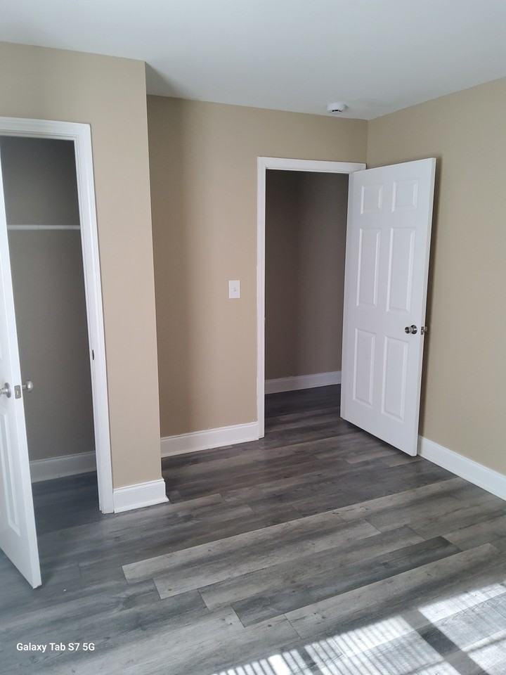 113 Ronald Pride Blvd #B - Photo 3 of 11