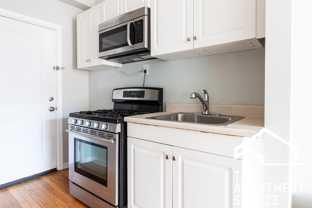 744 W Addison St #S3 - Photo 1 of 1