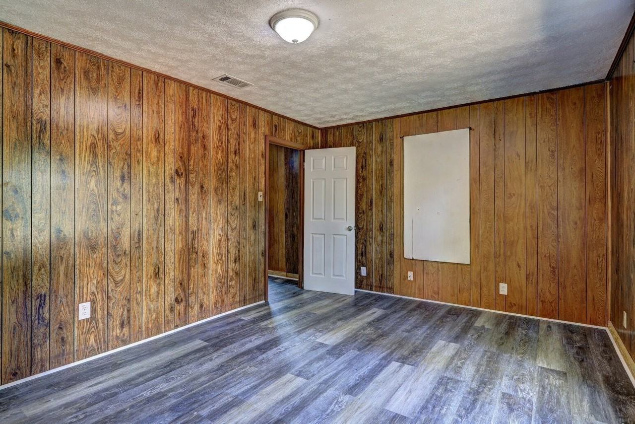 509 Lynmore Cir - Photo 7 of 11