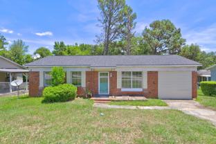 3308 Kings Park Cir - Photo 1 of 1