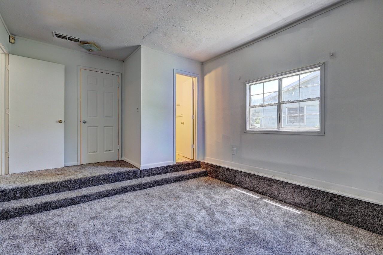 3308 Kings Park Cir - Photo 6 of 12