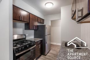 530 W Surf St #212 - Photo 1 of 1