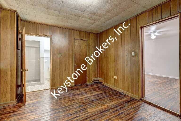 1752 Upper River Rd - Photo 6 of 12