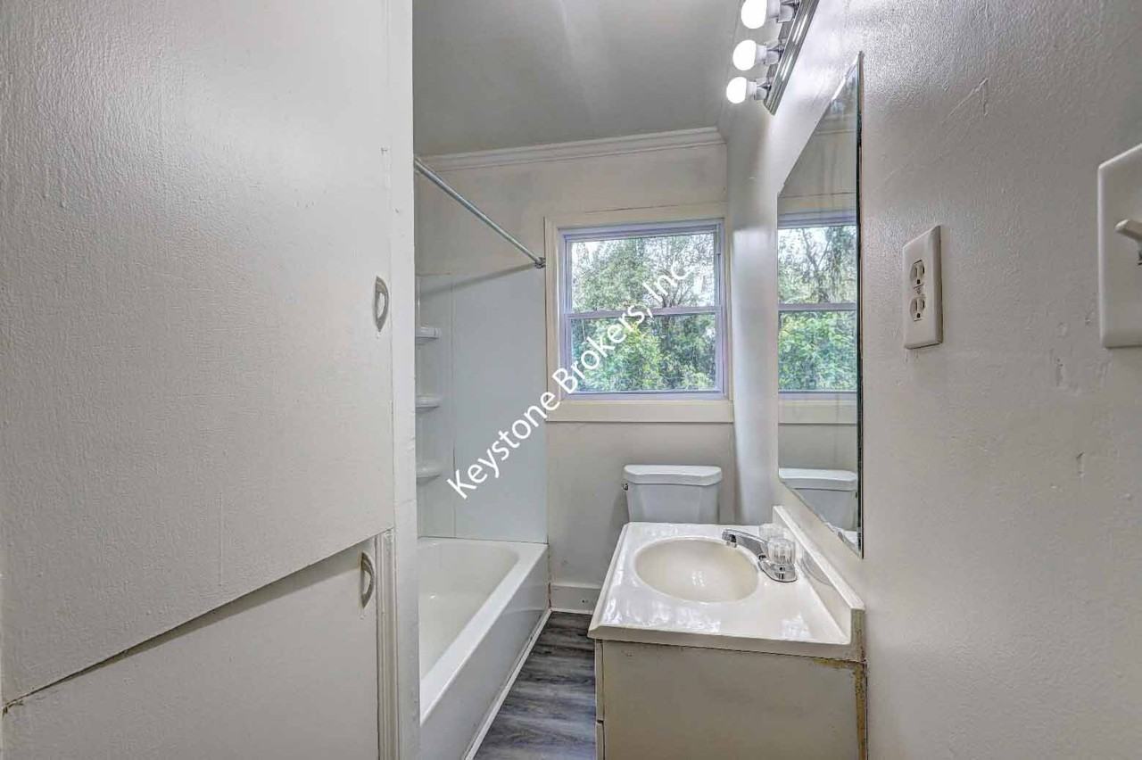 2721 Date Ave - Photo 6 of 10