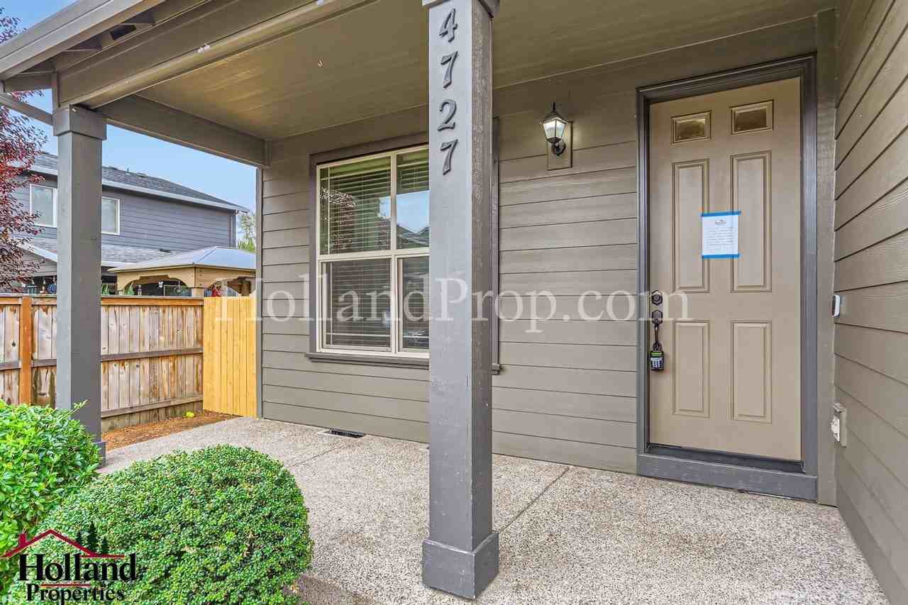 4727 Ne Kaycee St - Photo 3 of 28