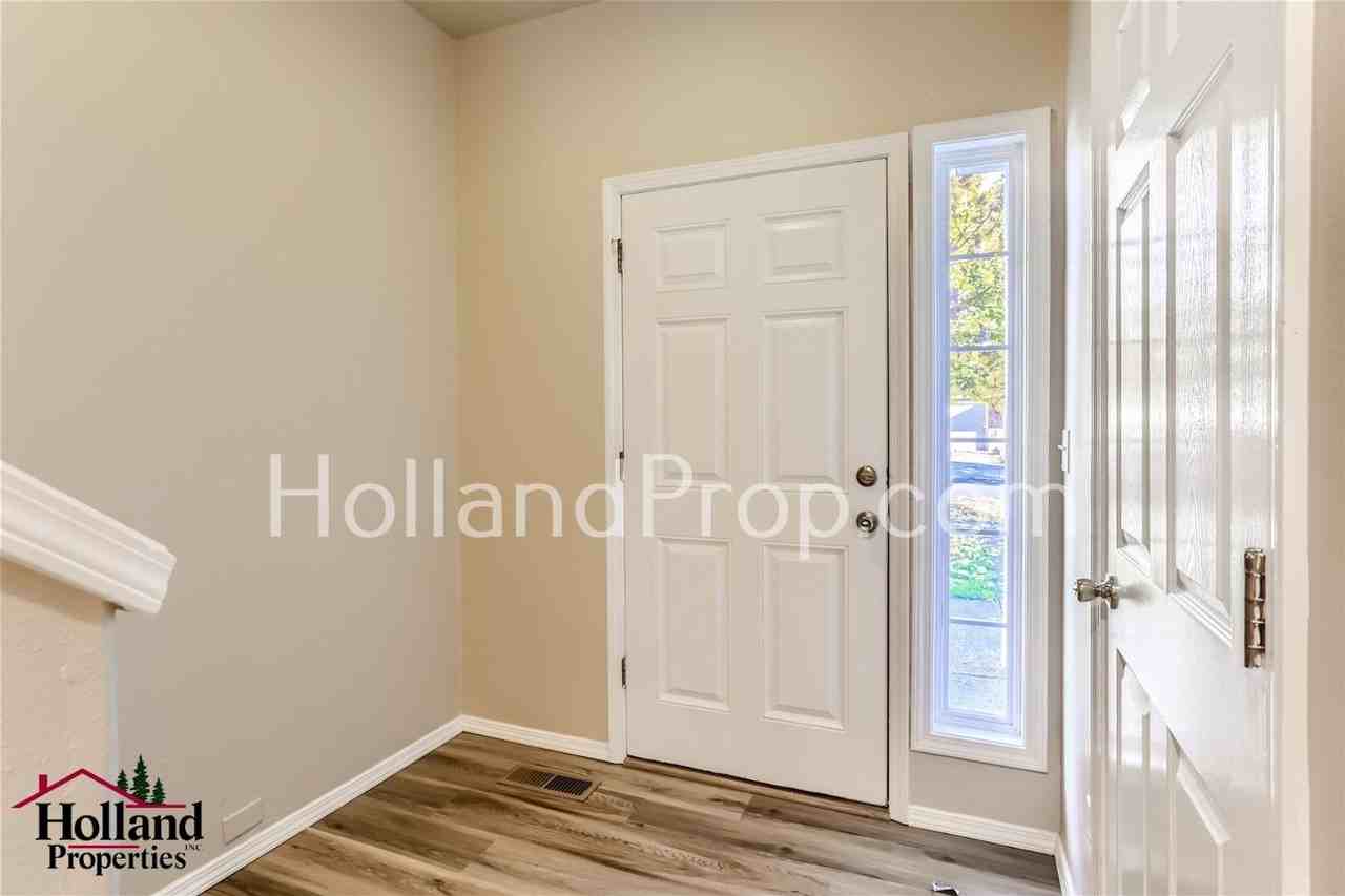 6152 Se Covington St - Photo 5 of 29