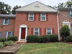 103 Wenwood Cir - Photo 1 of 1