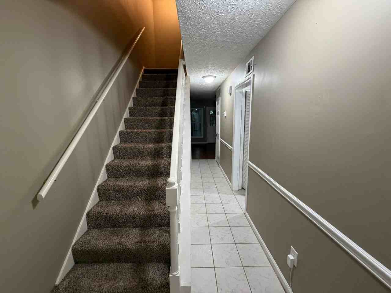 103 Wenwood Cir - Photo 2 of 17