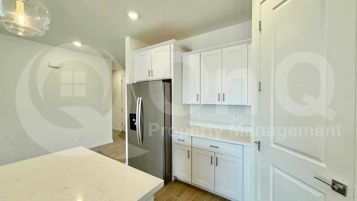 2554 E Grenache Rd - Photo 7 of 23