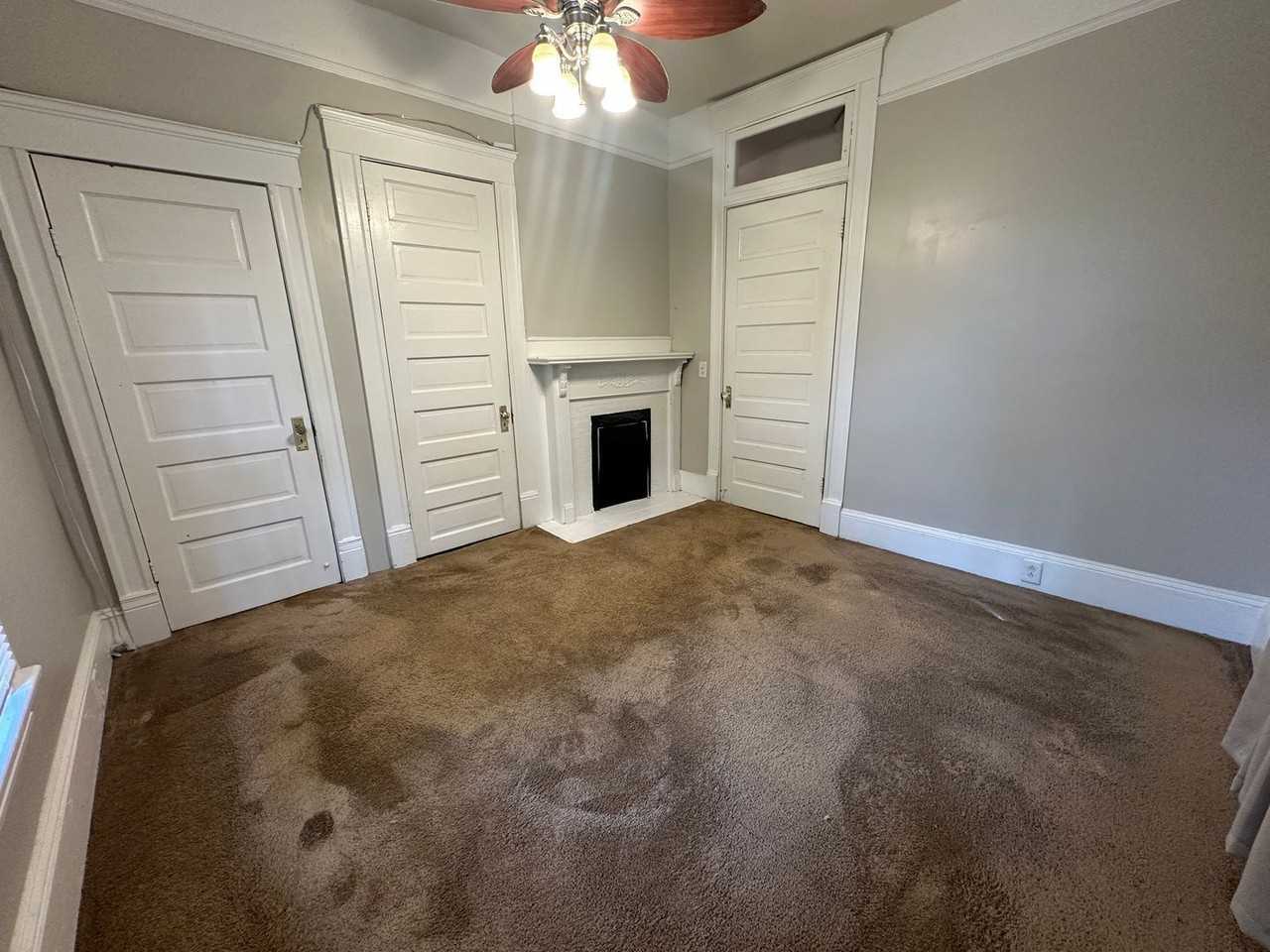 946 Magnolia St #6 - Photo 2 of 11