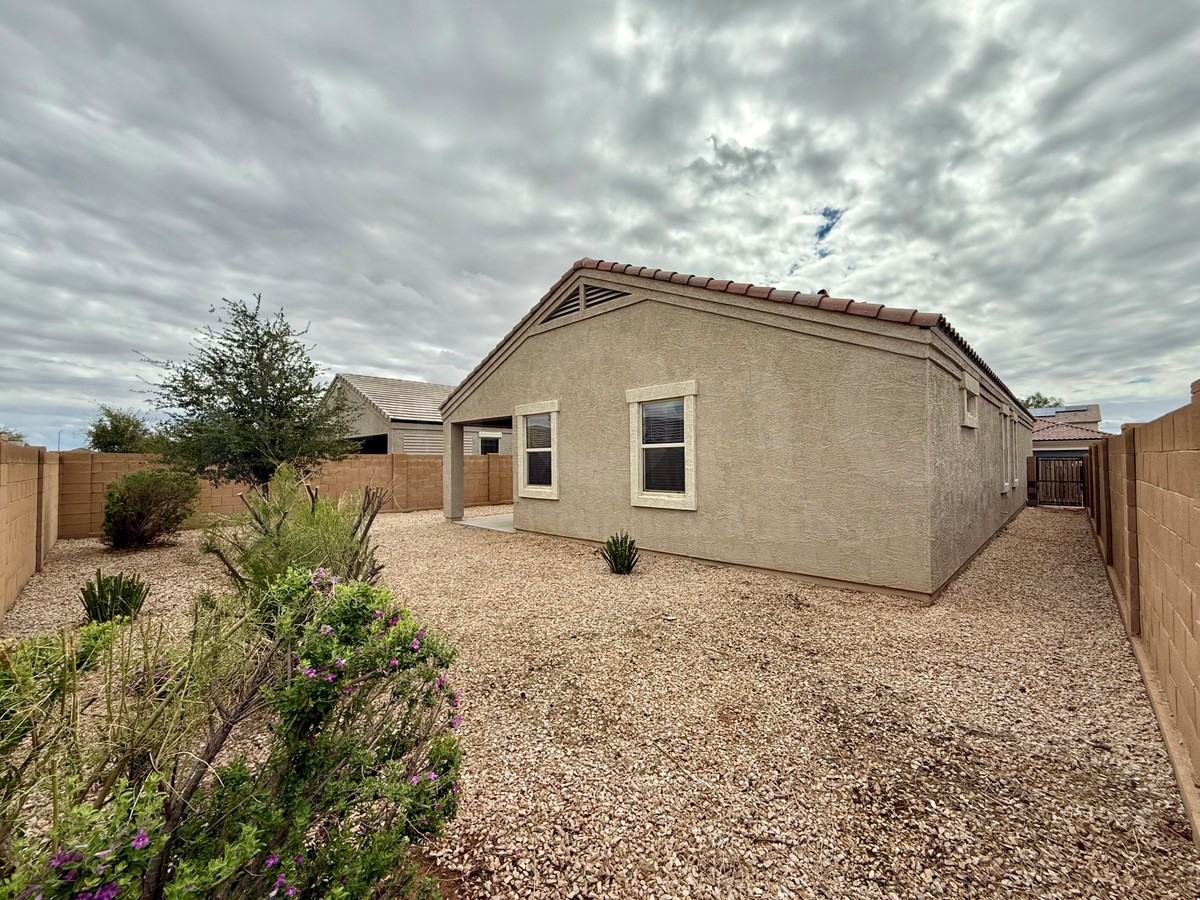 1238 E Lee Pl - Photo 2 of 19