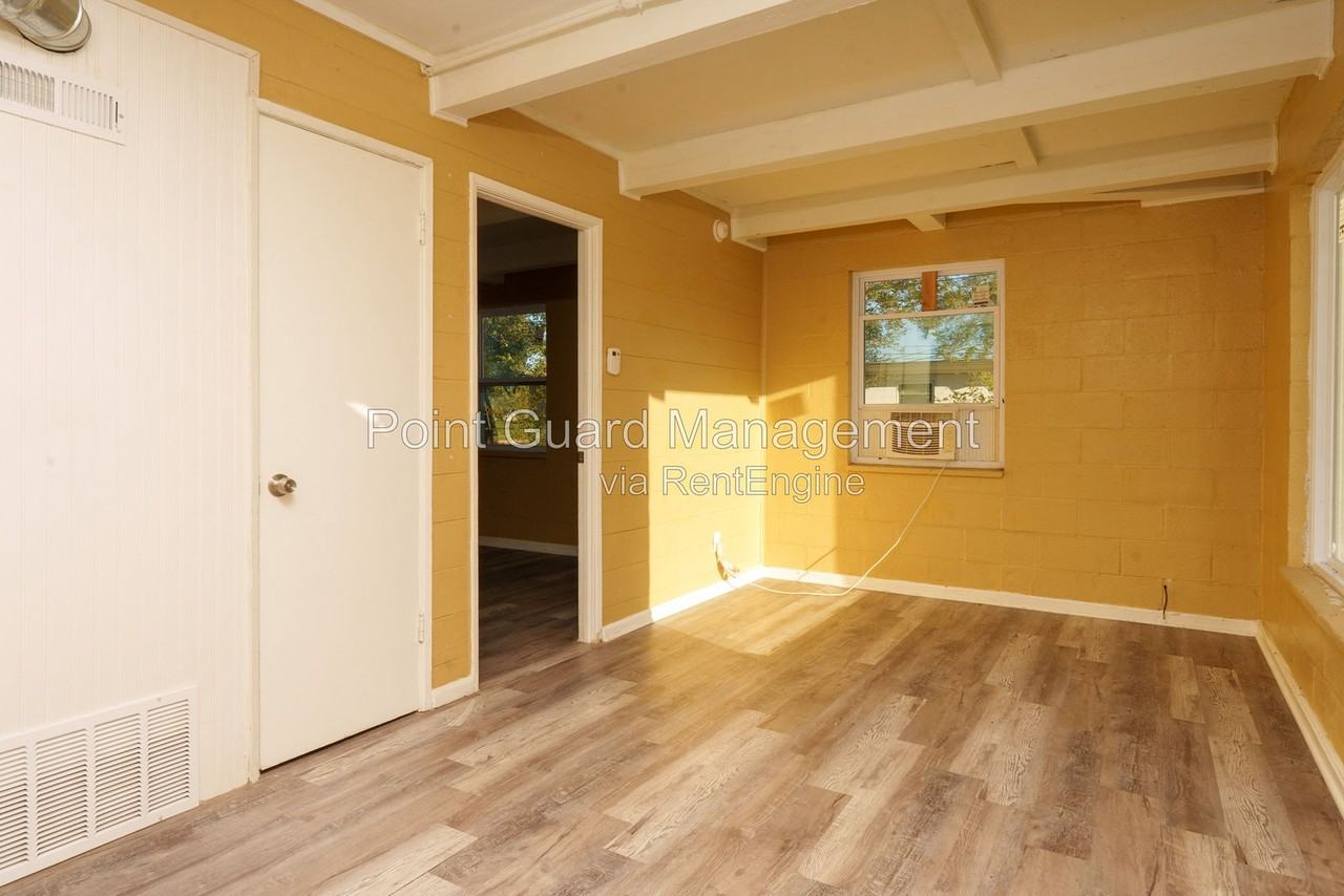 1335 W Dora Ave #1335 - Photo 2 of 23