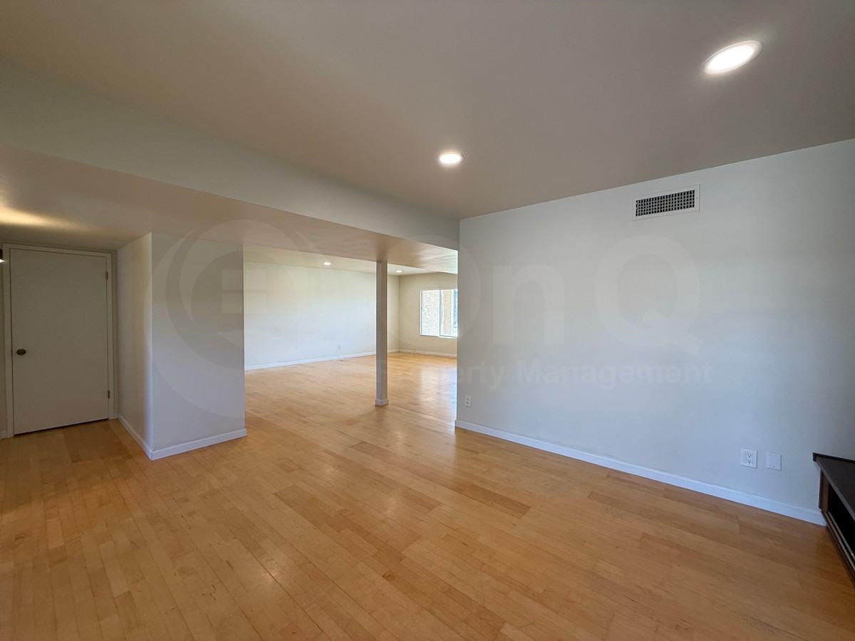 2164 E Ellis Dr - Photo 7 of 29
