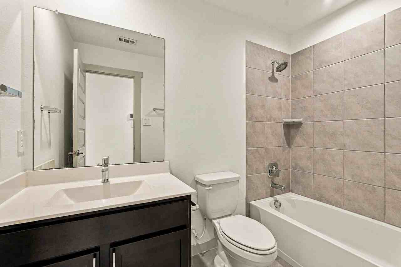 2417 Mar Vista Ln - Photo 7 of 25