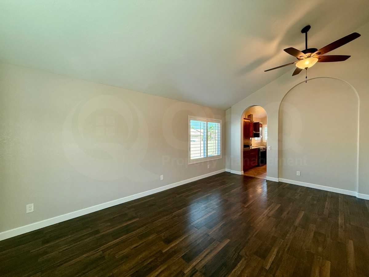 103 N Tangerine Dr - Photo 6 of 26