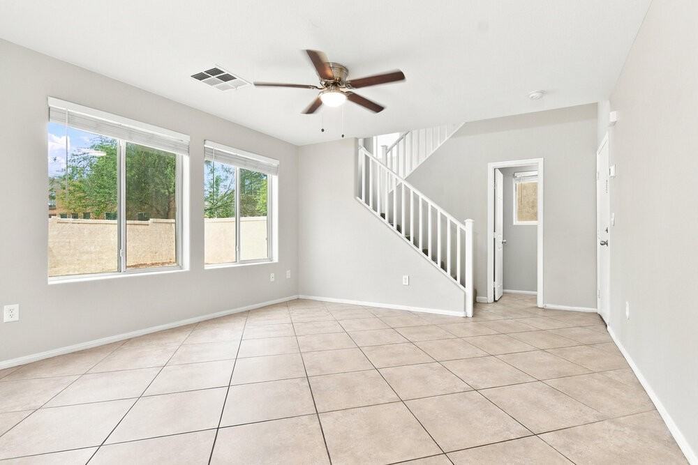 5067 Vacaville Ave - Photo 6 of 17