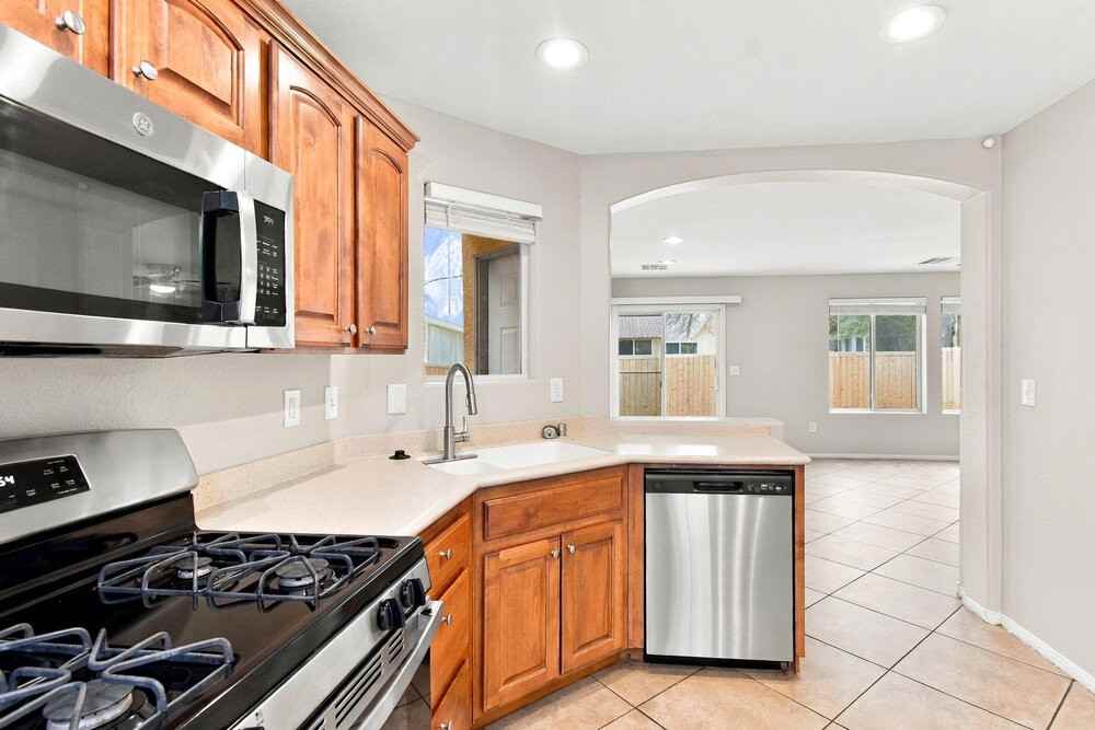 5067 Vacaville Ave - Photo 7 of 17