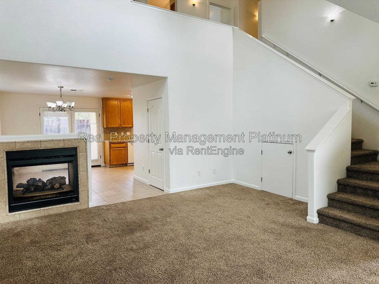 227 River Pointe - Photo 4 of 21