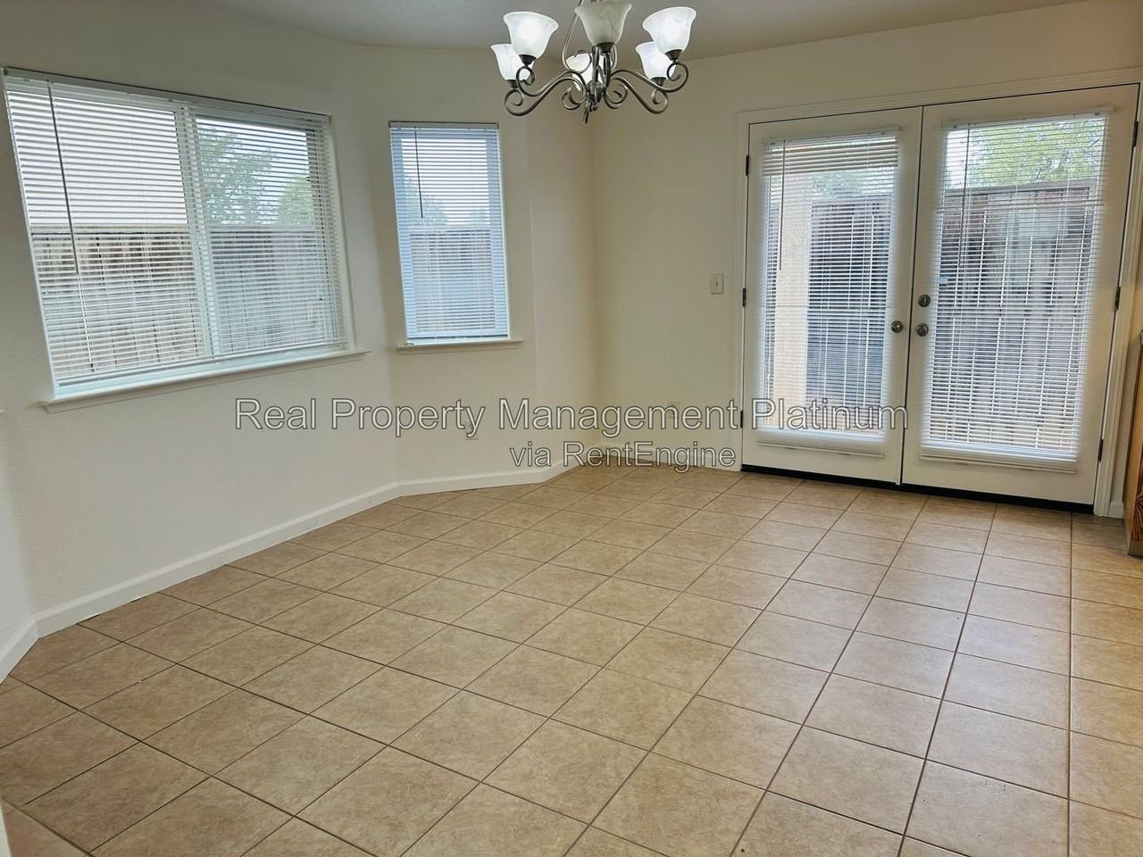 227 River Pointe - Photo 5 of 21