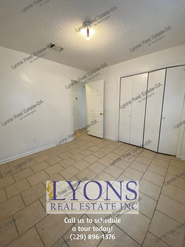 1016 S Gordon Ave #D - Photo 6 of 10