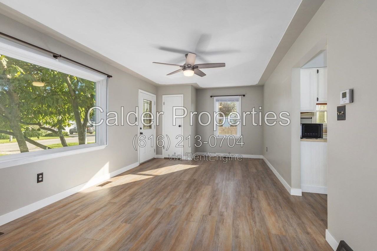 114 71st St Sw - Photo 3 of 21