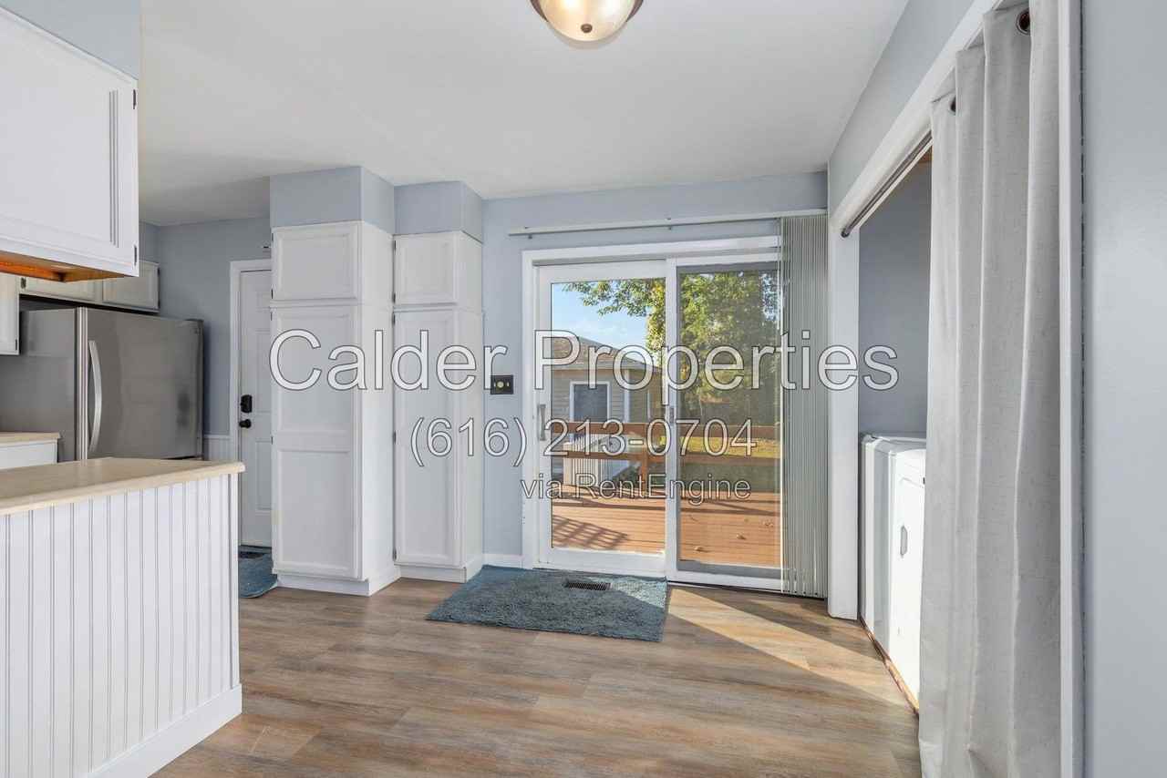 114 71st St Sw - Photo 6 of 21