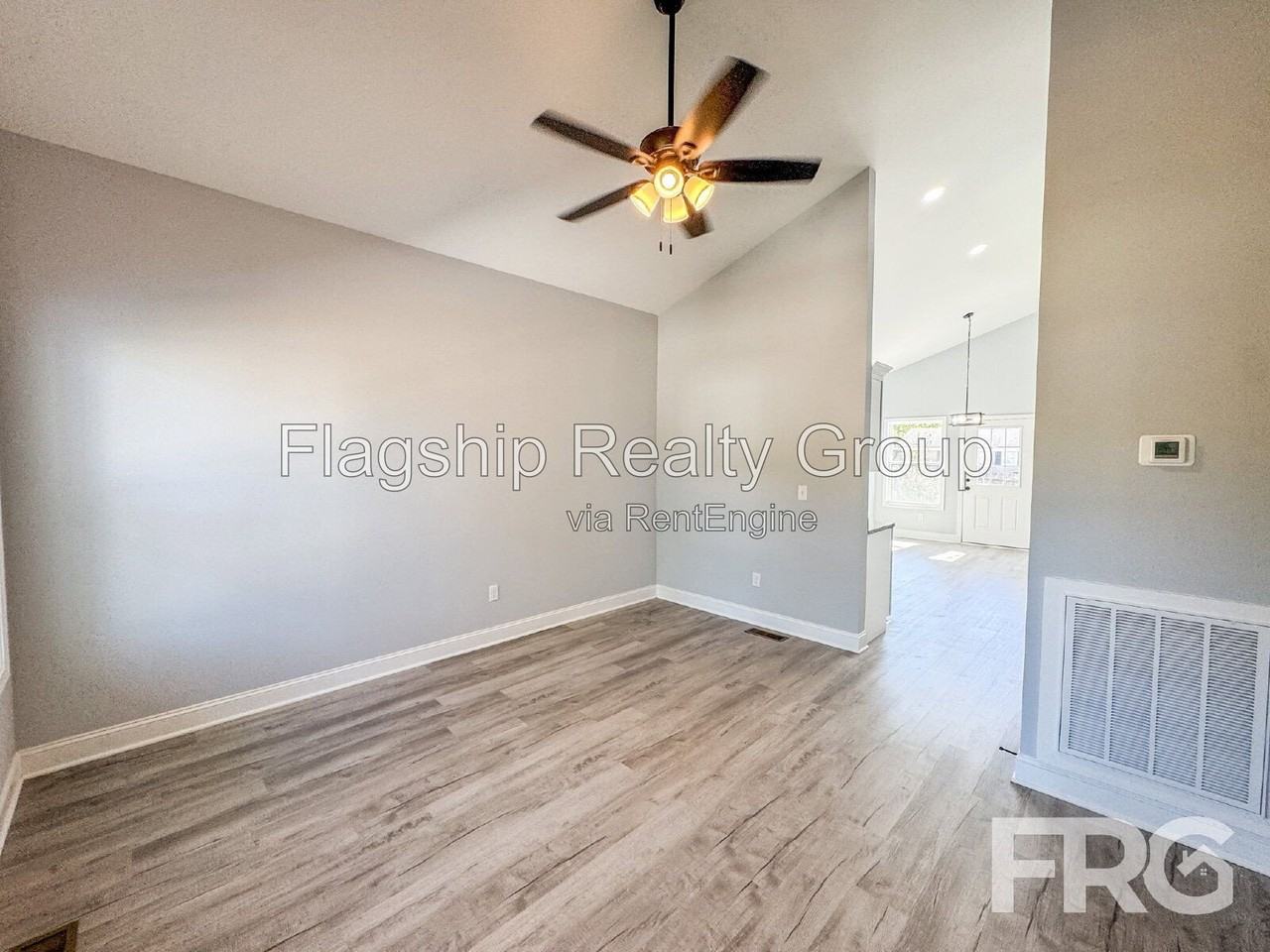 404 Lime St - Photo 3 of 32