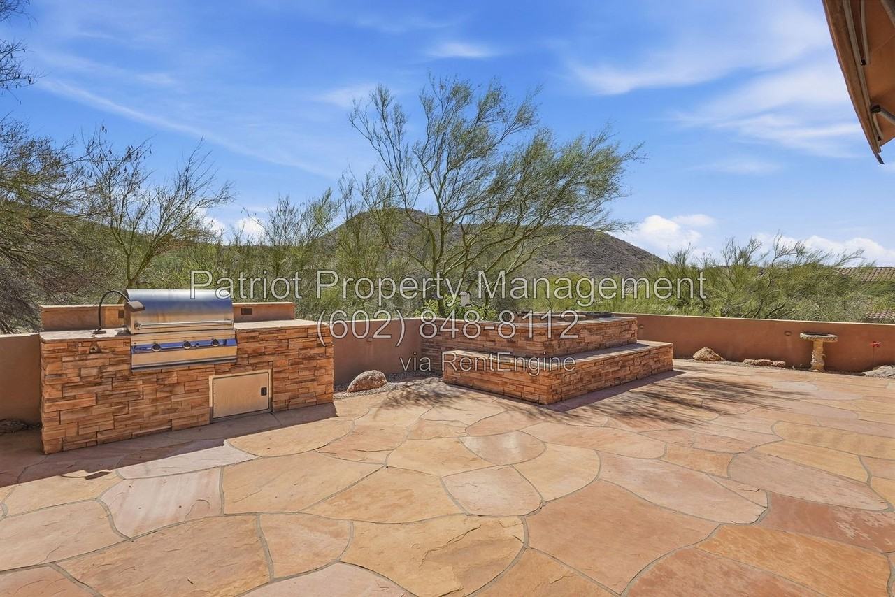 11599 E Raintree Dr - Photo 3 of 45