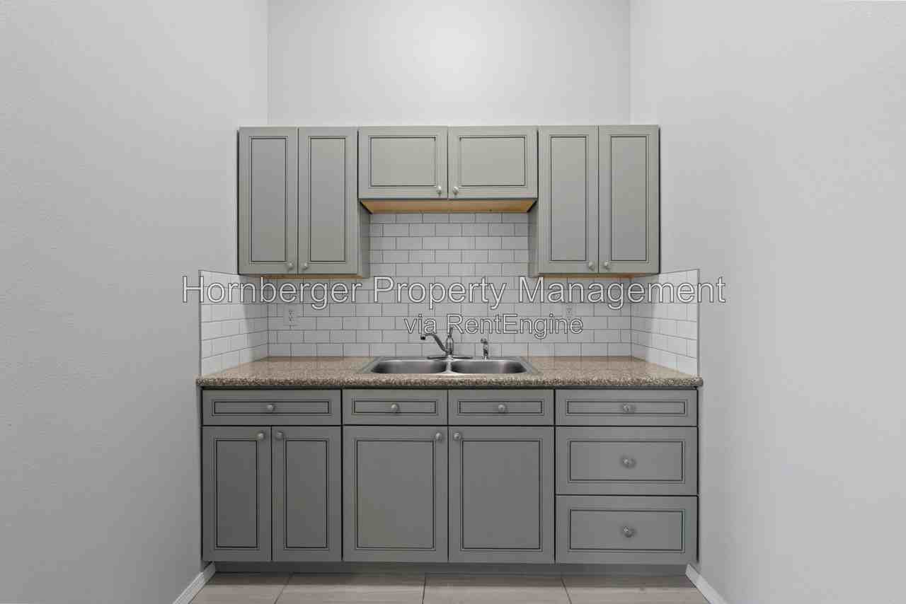 3016 E 5th Ave #2 - Photo 4 of 15