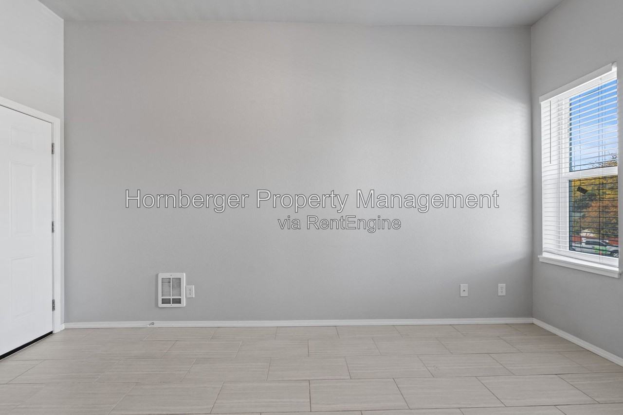 3016 E 5th Ave #2 - Photo 7 of 15