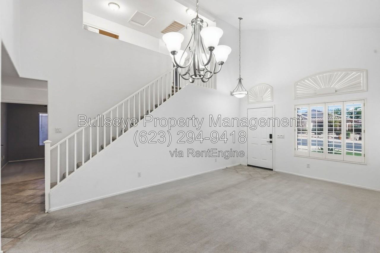 16040 S 17th Ln - Photo 5 of 40