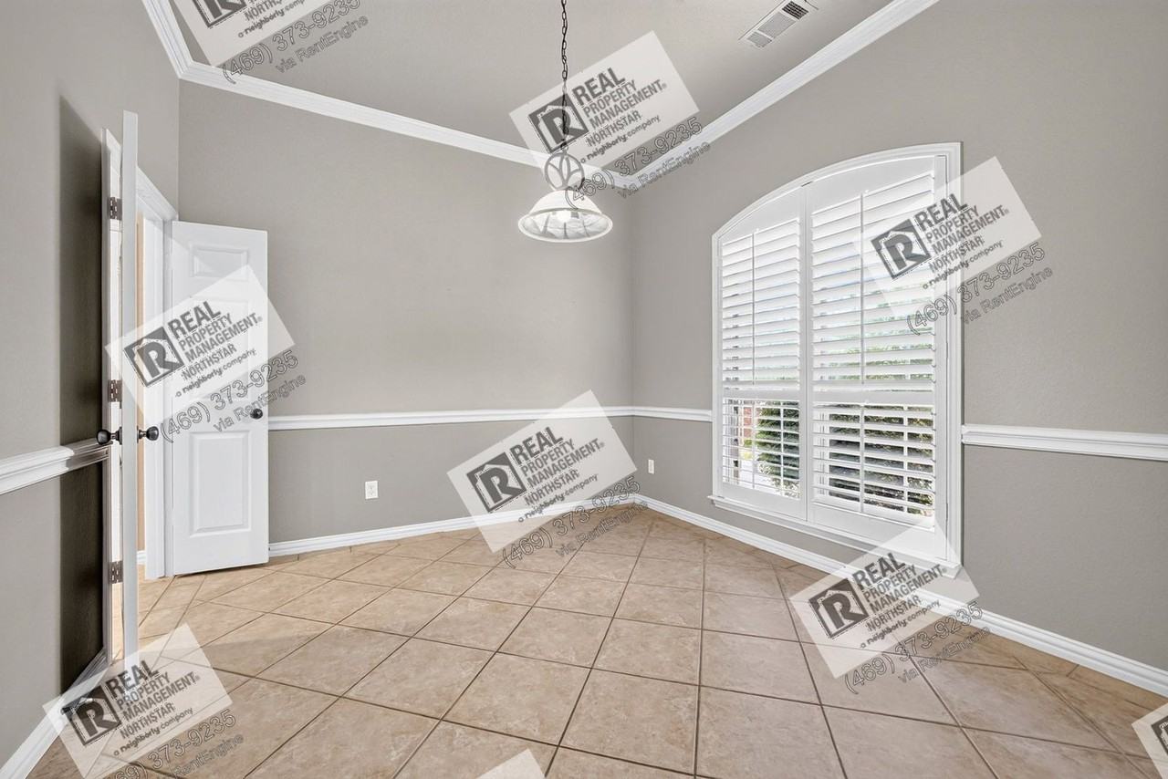661 Channel Ridge Dr - Photo 6 of 42