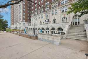 featured image of 3701 Lindell Blvd