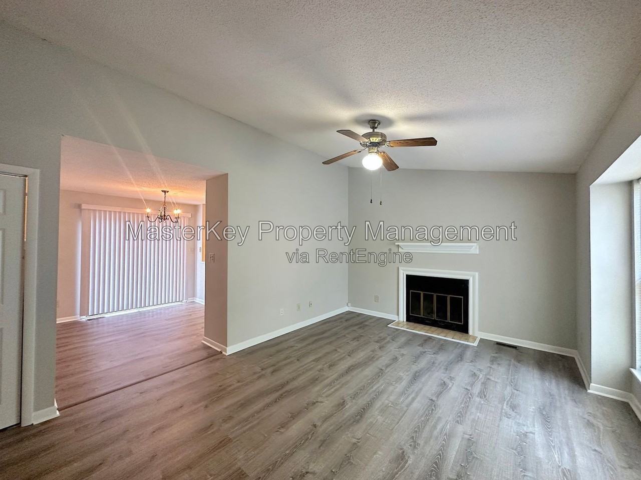 5907 Suncreek Ct - Photo 3 of 16