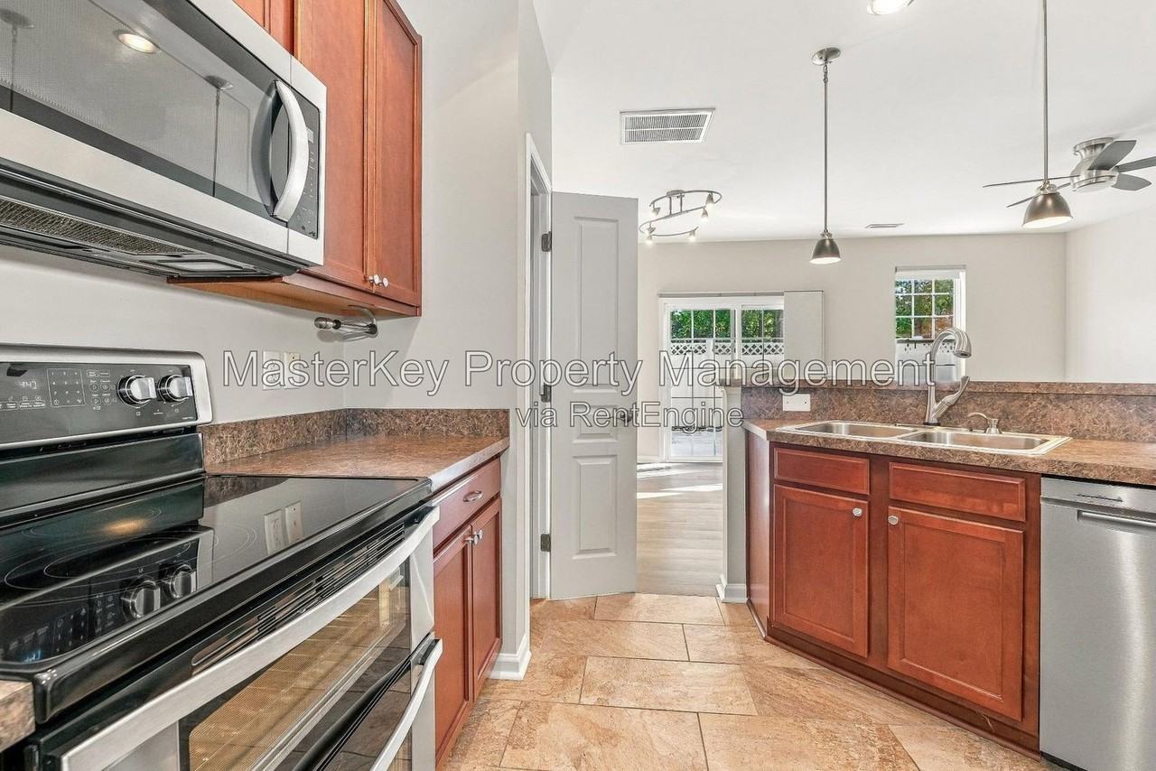 1800 Grace Point Rd - Photo 3 of 28