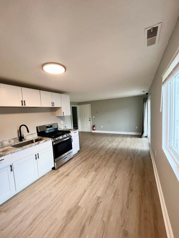 675 Corning Rd #6 - Photo 6 of 31